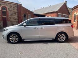 2017 Kia Carnival Platinum