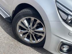 2017 Kia Carnival Platinum