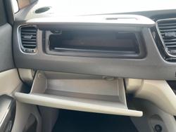 2017 Kia Carnival Platinum