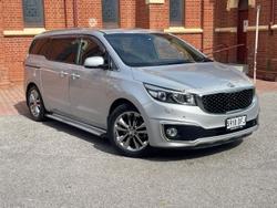 2017 Kia Carnival Platinum