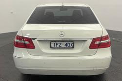 2009 Mercedes-Benz E-Class E220 CDI BlueEFFICIENCY Elegance
