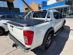 2020 Nissan Navara ST-X