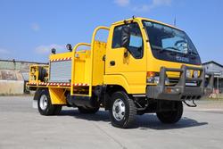 2003 Isuzu Nps NPS300 4x4 Fire Truck Yellow