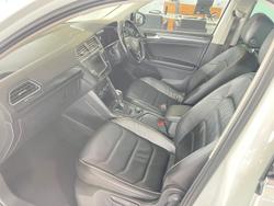 2017 Volkswagen Tiguan 132TSI Comfortline 5N MY17 Four Wheel Drive Pure White