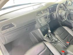2017 Volkswagen Tiguan 132TSI Comfortline 5N MY17 Four Wheel Drive Pure White