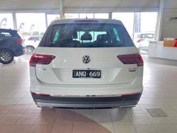 2017 Volkswagen Tiguan 132TSI Comfortline 5N MY17 Four Wheel Drive Pure White
