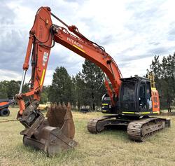 2017 Hitachi
Zx225uslc-5B