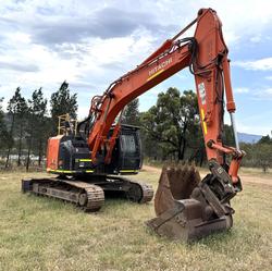 2017 Hitachi
Zx225uslc-5B