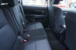 2018 Mitsubishi Outlander ES