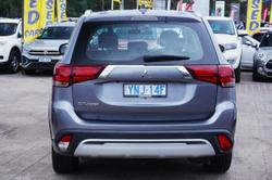 2018 Mitsubishi Outlander ES