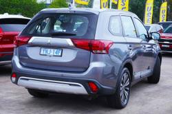 2018 Mitsubishi Outlander ES