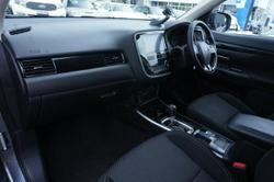 2018 Mitsubishi Outlander ES