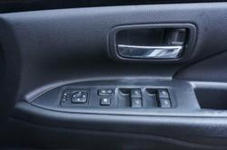 2018 Mitsubishi Outlander ES