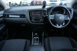2018 Mitsubishi Outlander ES