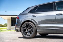 2025 Audi Q8 55 TFSI S line