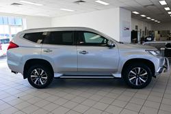 2017 Mitsubishi
Pajero Sport GLS