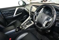 2017 Mitsubishi Pajero Sport GLS