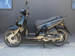 2025 Peugeot Tweet 200 Tweet Black