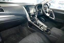 2024 Mitsubishi Pajero Sport GLS