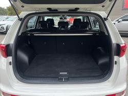 2016 Kia
                Sportage Si