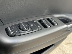 2016 Kia
                Sportage Si