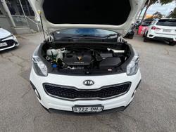 2016 Kia
                Sportage Si