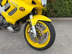 2000 Honda VTR1000F (FIRESTORM)