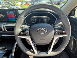 2025 LDV D90 Executive