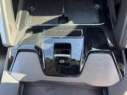 2025 LDV D90 Executive