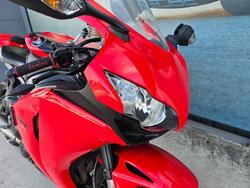 2008 Honda CBR1000RR (FIREBLADE) Red