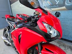 2008 Honda CBR1000RR (FIREBLADE) Red