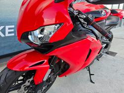 2008 Honda CBR1000RR (FIREBLADE) Red