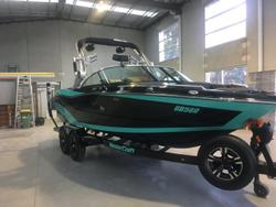 2019 MasterCraft XT21