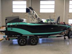 2019 MasterCraft XT21