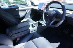 2022 Tesla
Model Y Rear-Wheel Drive