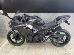 2022 Kawasaki NINJA 400 BLACK