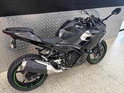 2022 Kawasaki NINJA 400 BLACK