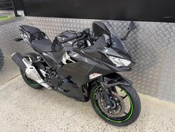 2022 Kawasaki NINJA 400 BLACK
