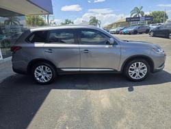 2020 Mitsubishi Outlander ES