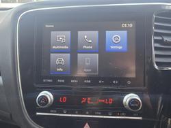 2020 Mitsubishi Outlander ES