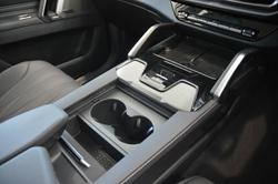 2025 LDV D90 Executive