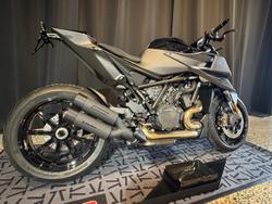 2024 Brabus 1300 R Edition 23