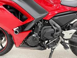 2024 Kawasaki NINJA 650L Red