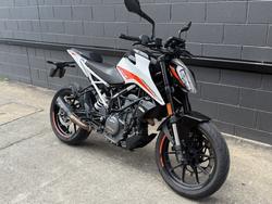 2022 Ktm 390 DUKE WHITE