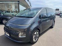 2021 Hyundai
                STARIA Elite