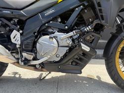 2017 Suzuki V-Strom 650XT (DL650XA) V-Strom Black