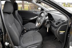 2016 Hyundai Accent Active