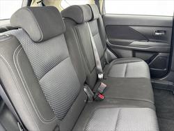 2018 Mitsubishi Outlander ES