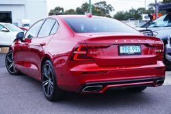 2020 Volvo S60 T5 R-Design