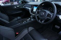 2020 Volvo S60 T5 R-Design